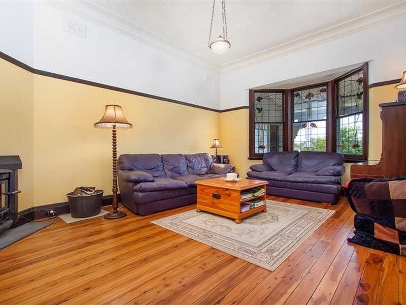 729 Grahamstown Road, Adelong NSW 2729