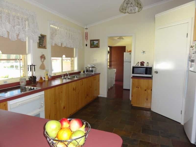 134 West Street, Gundagai NSW 2722