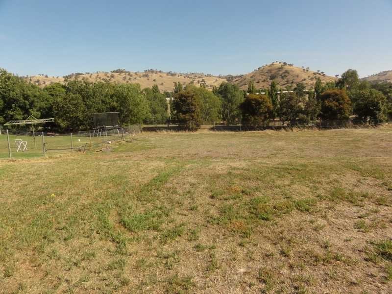 37 Mount Street, Gundagai NSW 2722