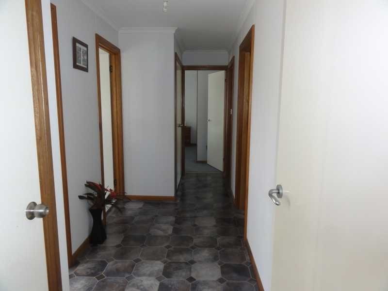 3 Francis Avenue, Gundagai NSW 2722