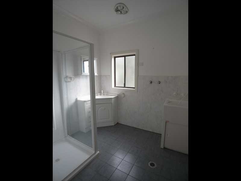 66 West Street, Gundagai NSW 2722