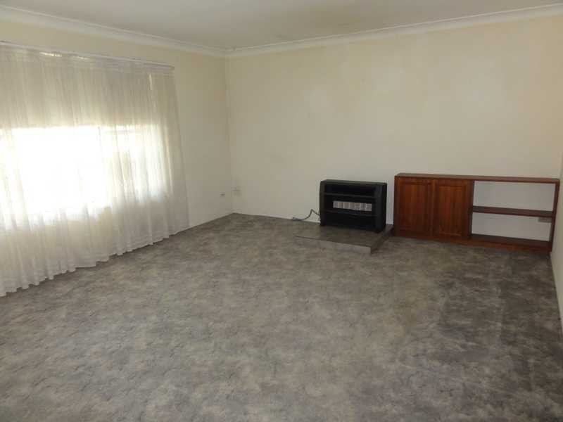 141 Hanley Street, Gundagai NSW 2722