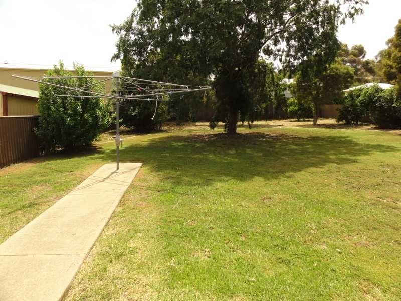 141 Hanley Street, Gundagai NSW 2722