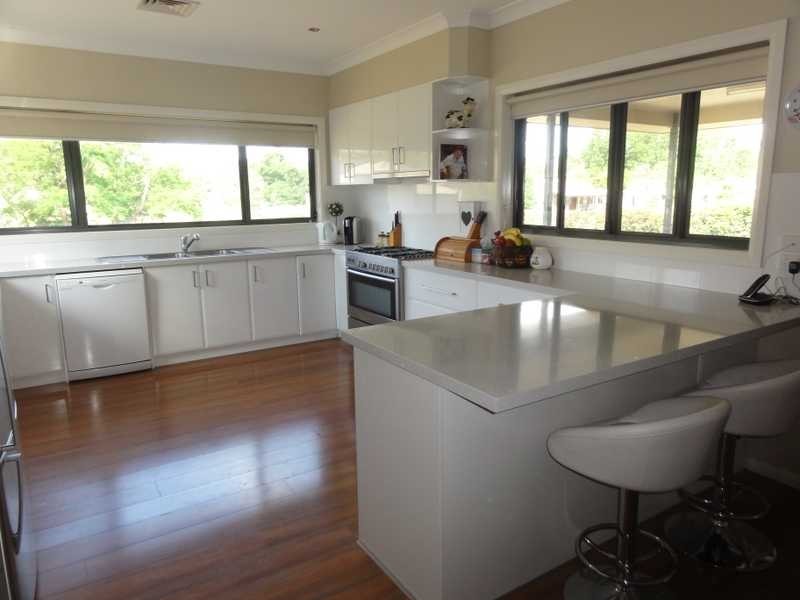 211 Punch Street, Gundagai NSW 2722