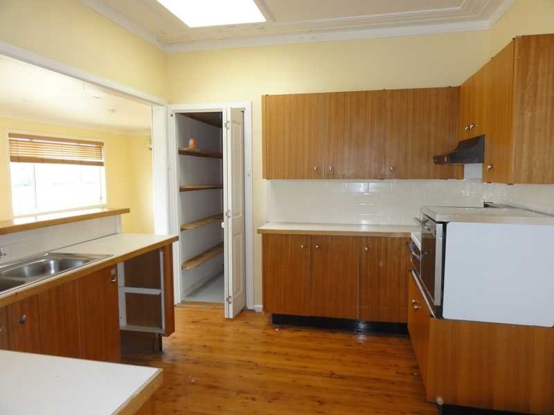 84 Lewins Lane, Tumblong NSW 2729