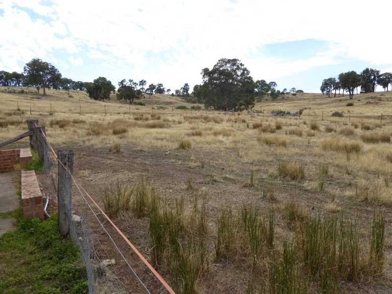 69 Centenery Avenue, Tarcutta NSW 2652