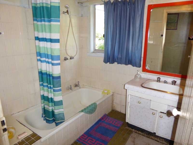 27 Tumut Street, Gundagai NSW 2722