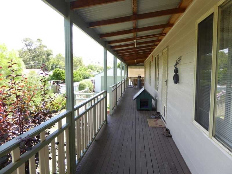 2 Virgil Street, Gundagai NSW 2722