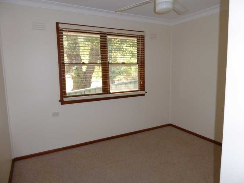 26 Tor Street, Gundagai NSW 2722