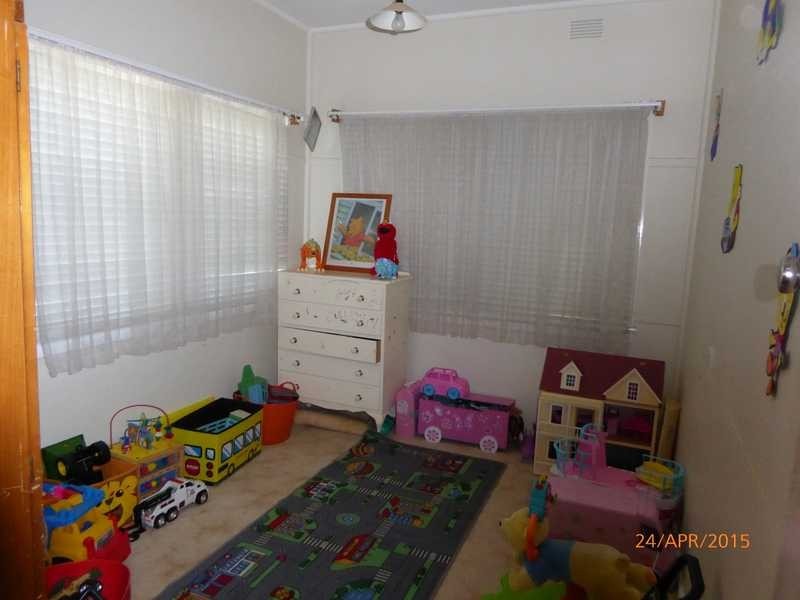 145 Hanley Street, Gundagai NSW 2722