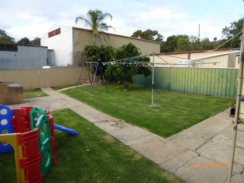145 Hanley Street, Gundagai NSW 2722