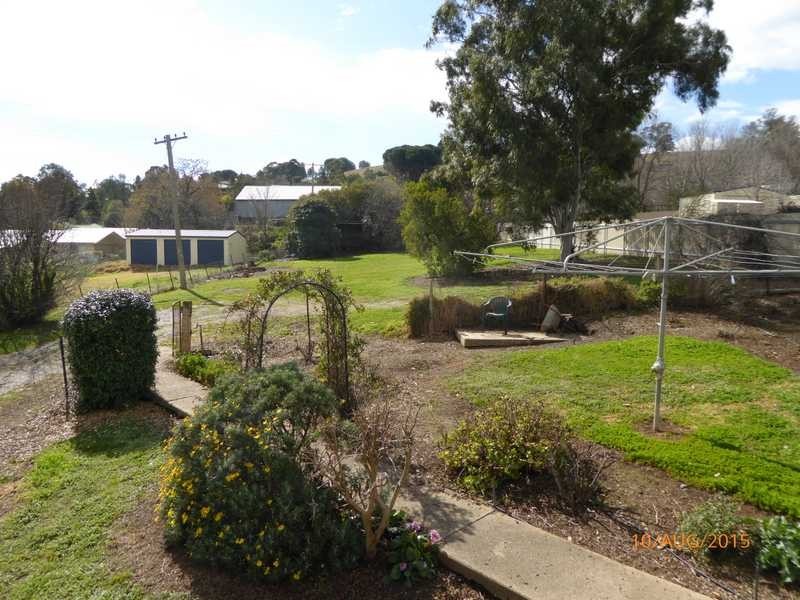123 Hanley Street, Gundagai NSW 2722