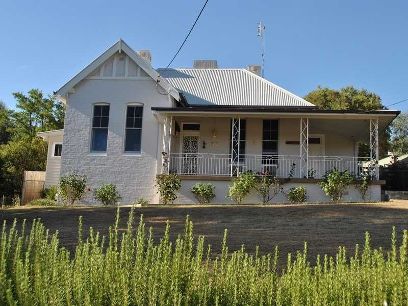 57 First Avenue, Gundagai NSW 2722