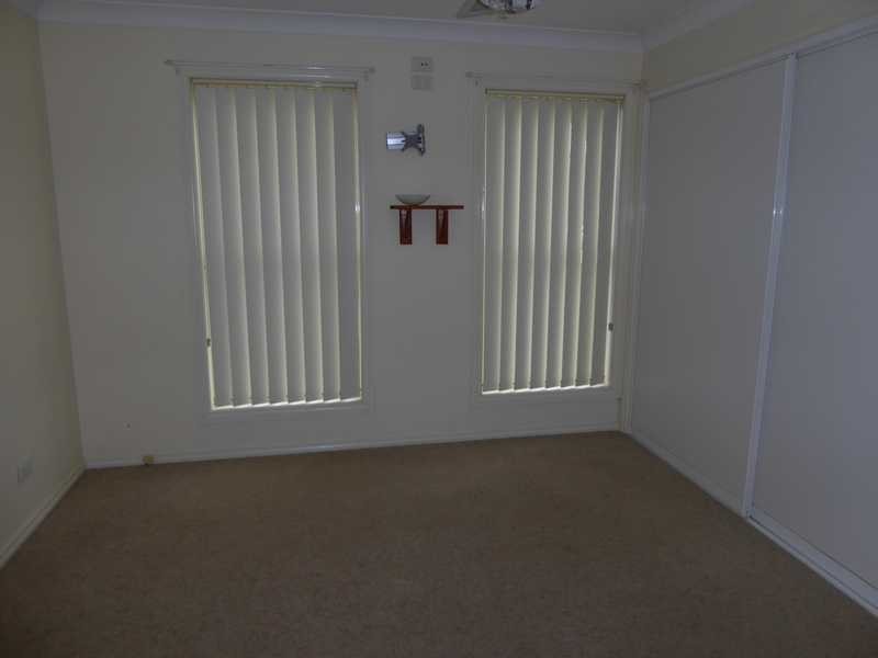 140 West Street, Gundagai NSW 2722