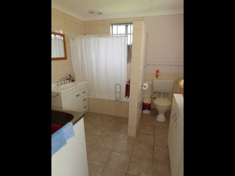 69 Mount Street, Gundagai NSW 2722