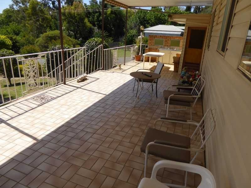 22 Tor Street, Gundagai NSW 2722