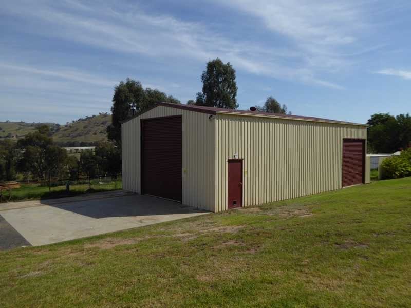 59 Mount Street, Gundagai NSW 2722