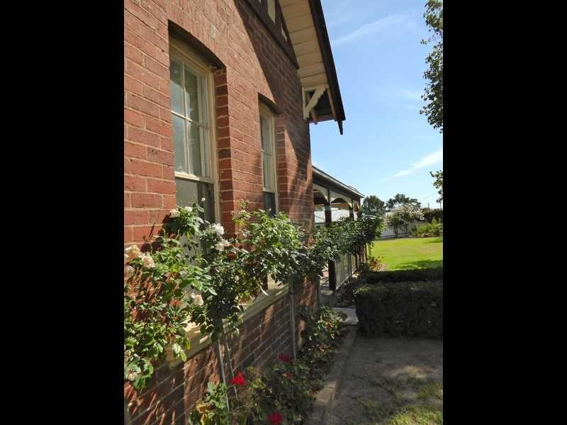 59 Mount Street, Gundagai NSW 2722