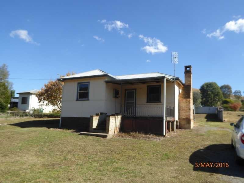 5 Dodd Street, Gundagai NSW 2722