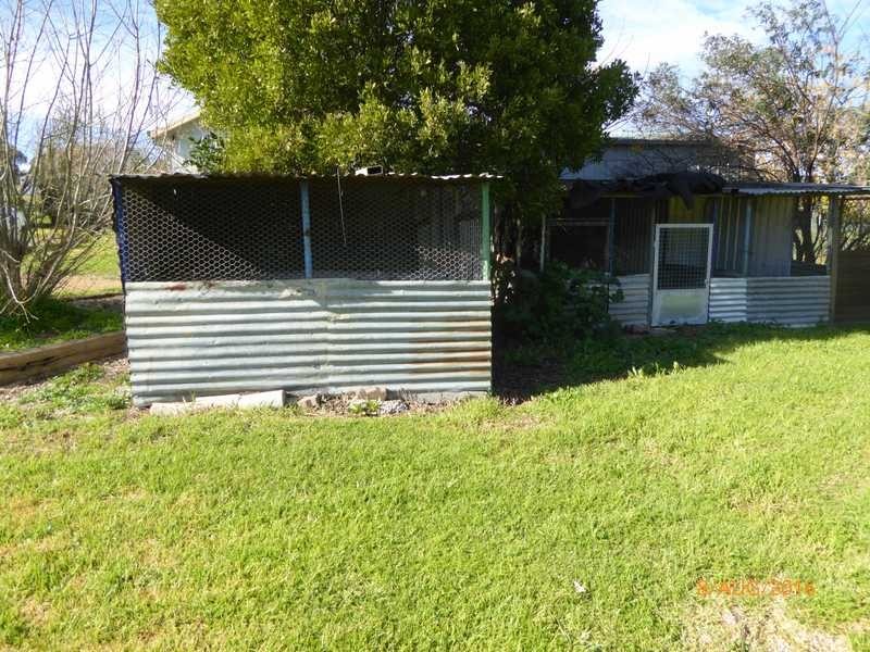 75 Mount Street, Gundagai NSW 2722