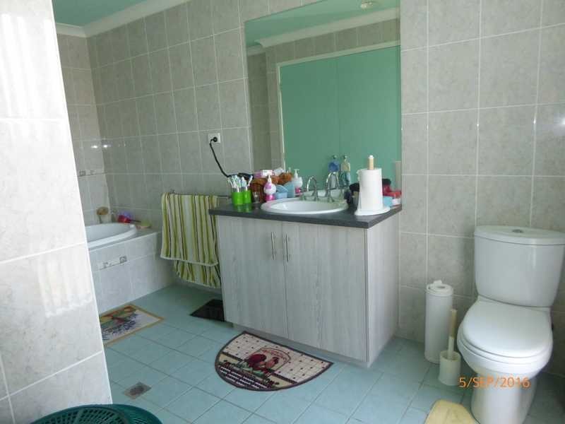 142 West Street, Gundagai NSW 2722