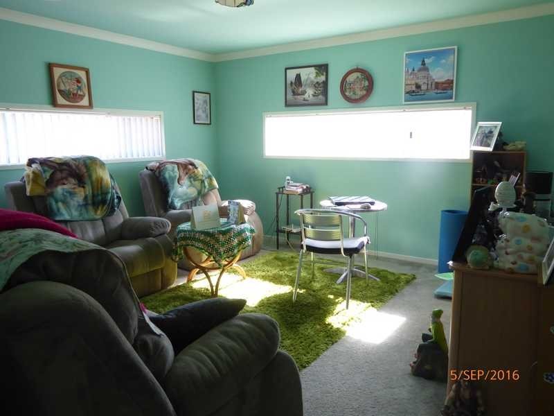 142 West Street, Gundagai NSW 2722