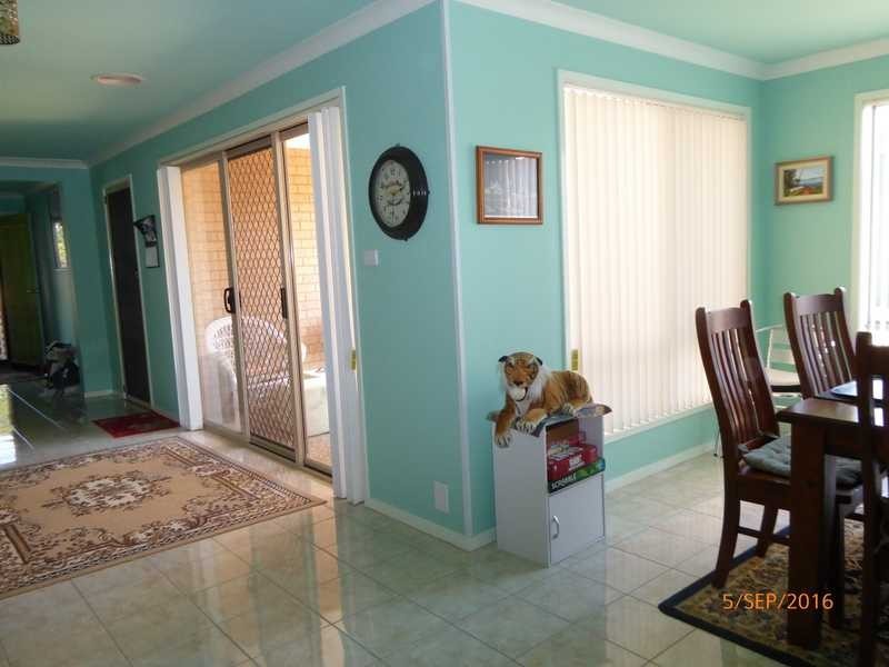 142 West Street, Gundagai NSW 2722