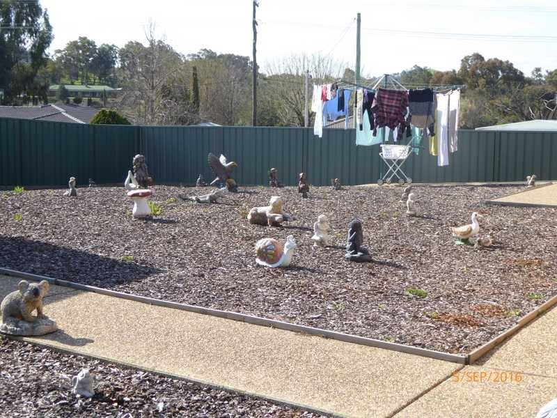 142 West Street, Gundagai NSW 2722