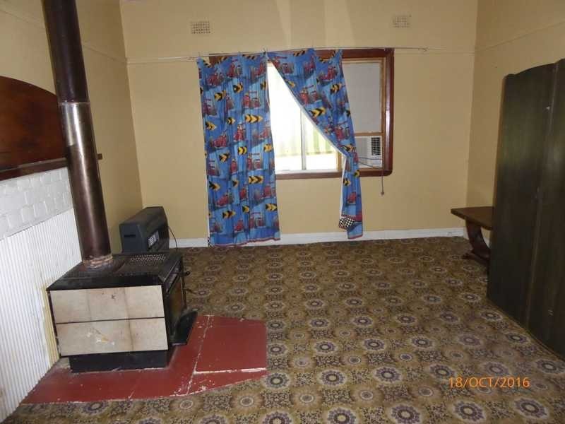 151 Hanley Street, Gundagai NSW 2722