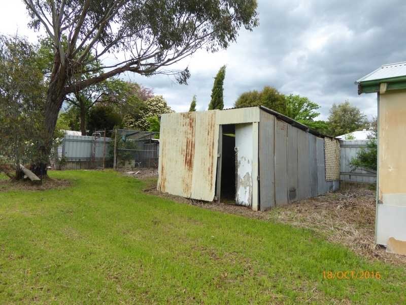 151 Hanley Street, Gundagai NSW 2722