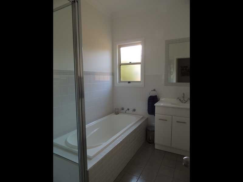 53 Punch Street, Gundagai NSW 2722