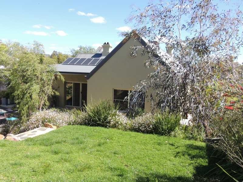 53 Punch Street, Gundagai NSW 2722
