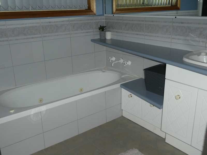 45 Mount Street, Gundagai NSW 2722