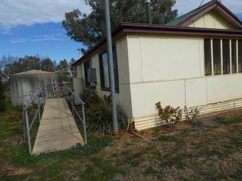 13 15 & 17 Tenandra Street, Nangus NSW 2722