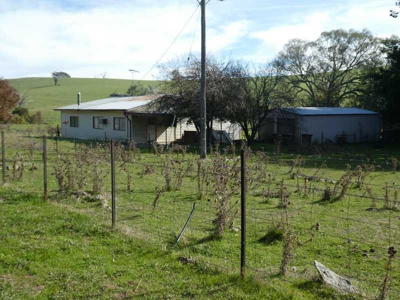 64 Redhill  Road, Adjungbilly NSW 2727