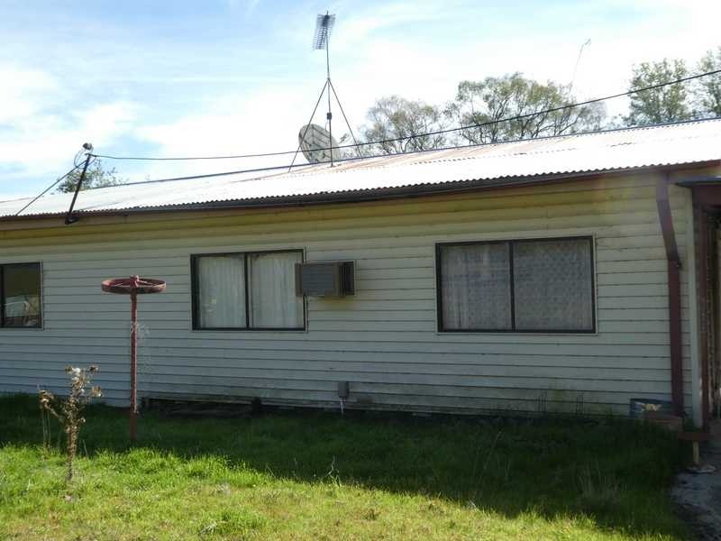 64 Redhill  Road, Adjungbilly NSW 2727