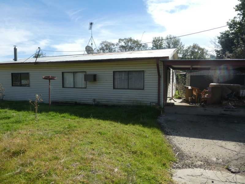 64 Redhill  Road, Adjungbilly NSW 2727