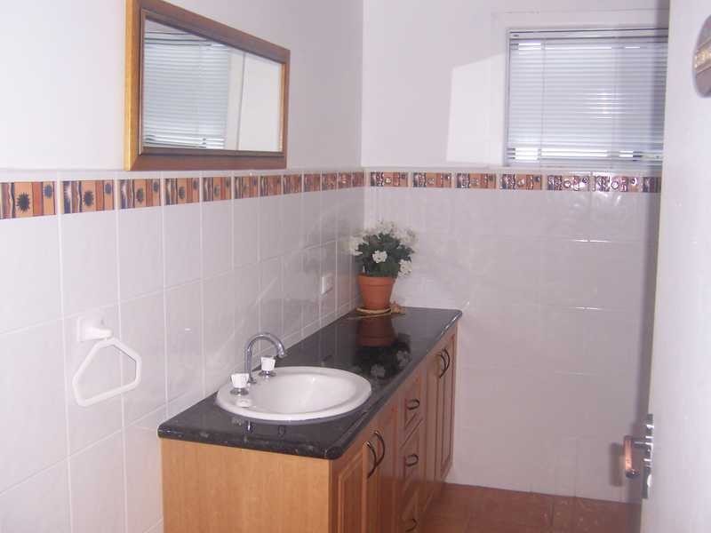 10 Mount Street, Gundagai NSW 2722