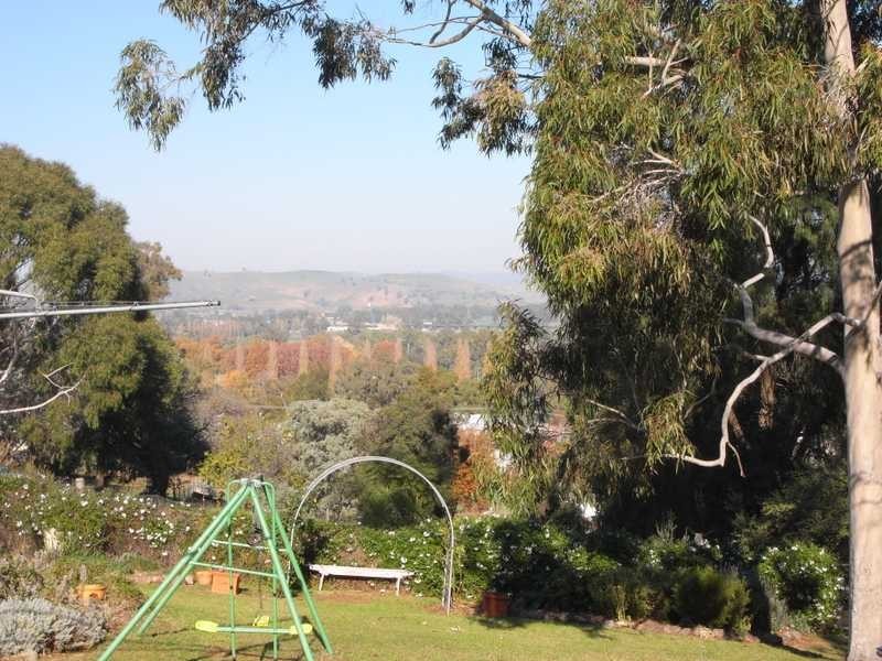 112 Hanley Street, Gundagai NSW 2722