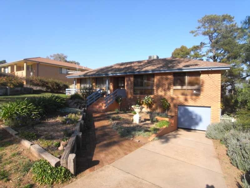 112 Hanley Street, Gundagai NSW 2722