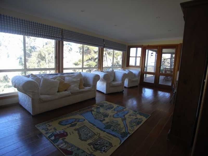 112 Hanley Street, Gundagai NSW 2722