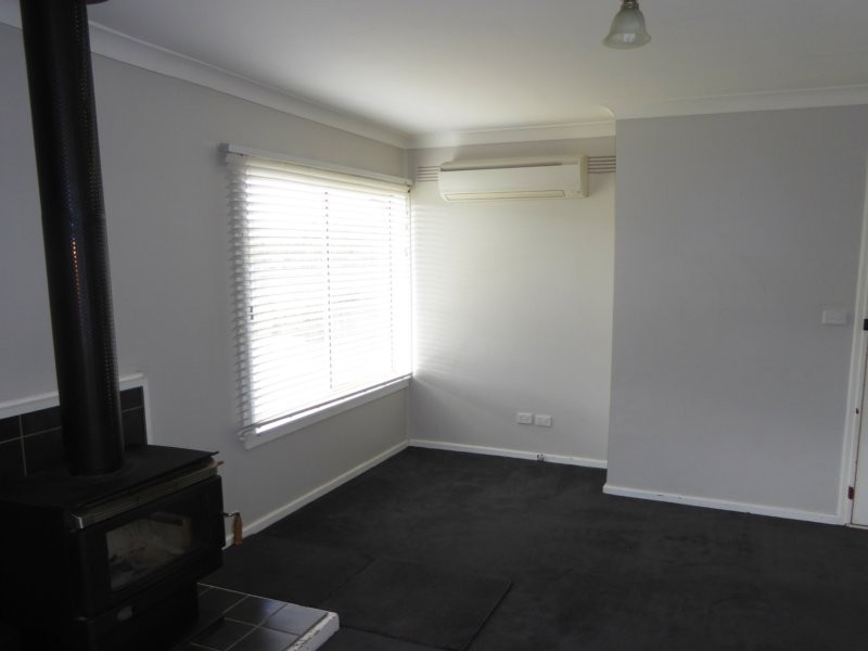 180 Punch Street, Gundagai NSW 2722