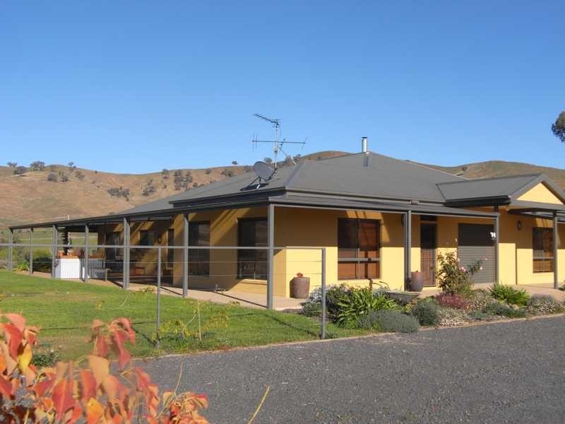 38 Happy Valley Road, Gundagai NSW 2722