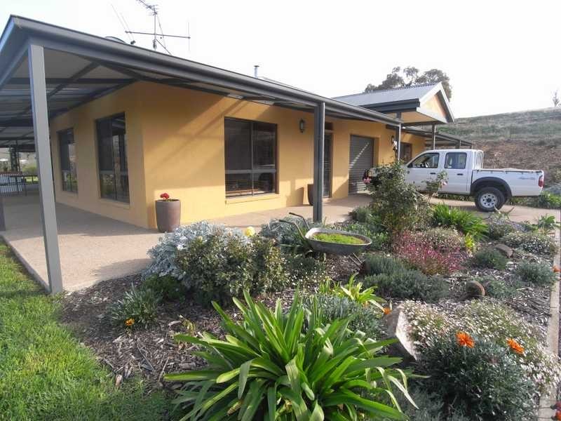 38 Happy Valley Road, Gundagai NSW 2722