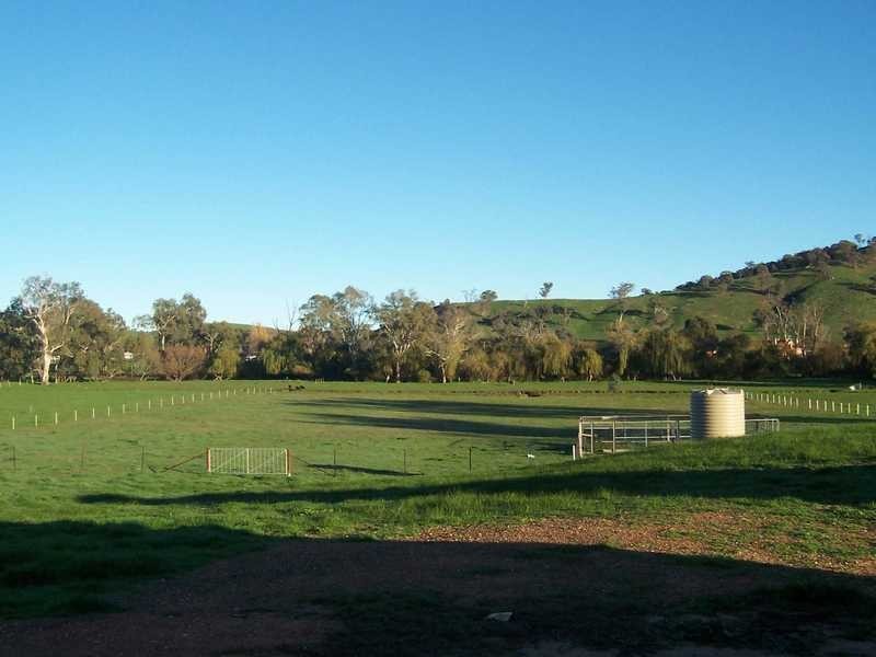 9 Lewins Lane, Tumblong NSW 2729