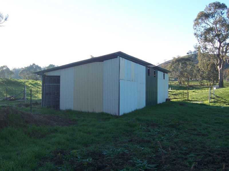 9 Lewins Lane, Tumblong NSW 2729
