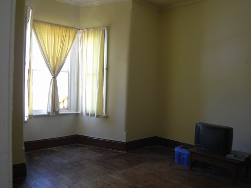 53 Punch Street, Gundagai NSW 2722