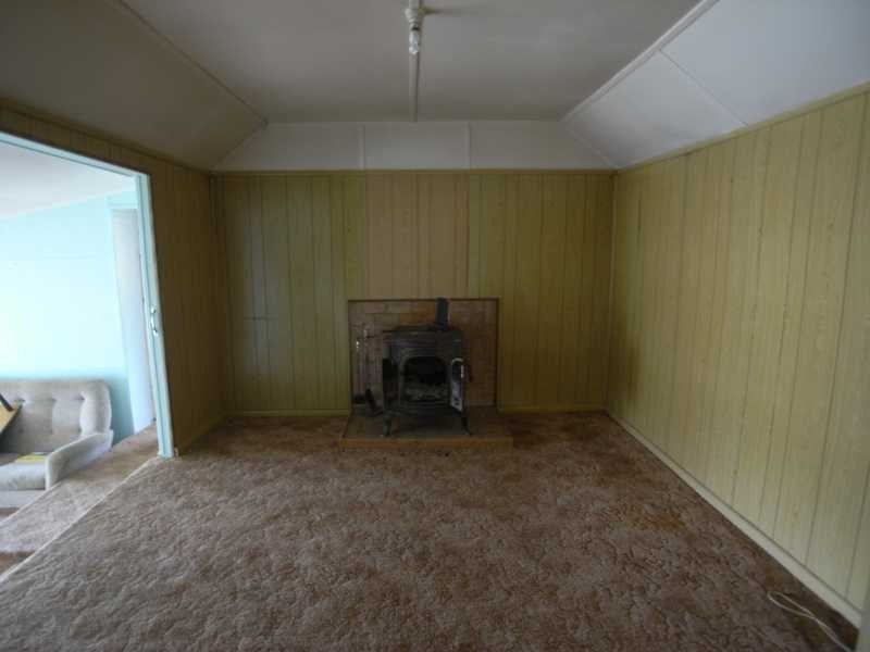 42 Tom Street, Gundagai NSW 2722