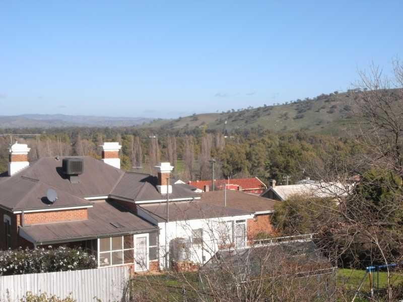 76 Punch Street, Gundagai NSW 2722