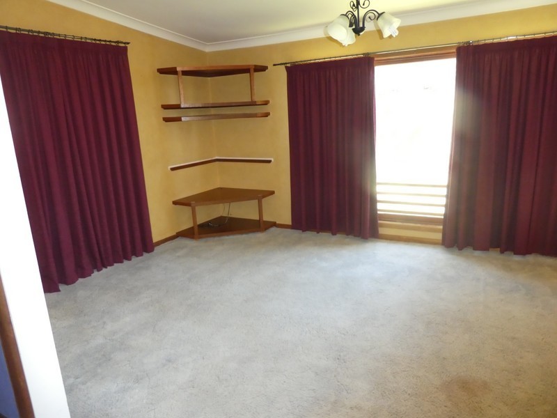 73 Eagle Street, Gundagai NSW 2722